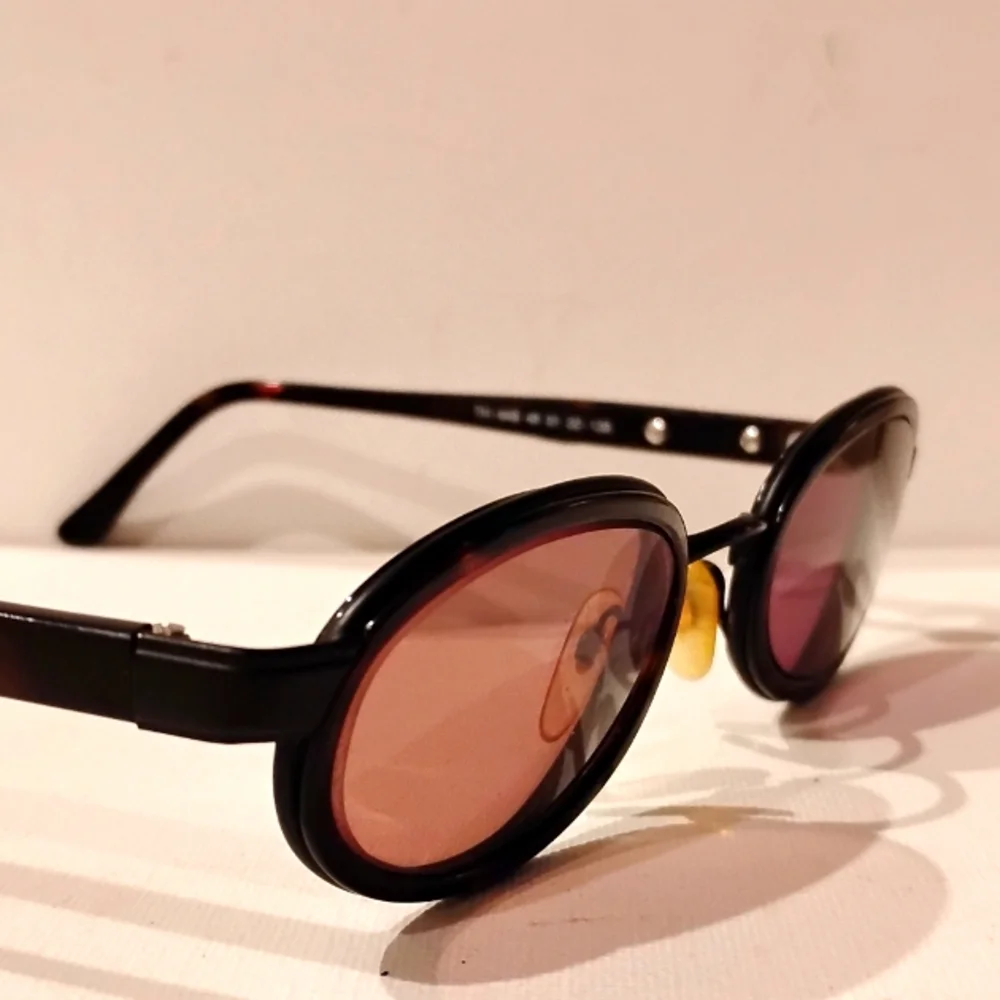 Vintage Tommy Hilfiger Faux  Tortoise Unisex Sunglasses - Picture 2 of 3